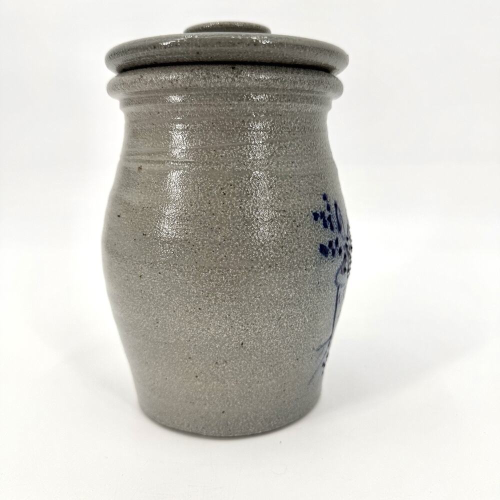 Vintage ROWE POTTERY WORKS 1989 Blueberry Basket Handmade Crock w/Lid ~ 1.5 qt. - Picture 5 of 13